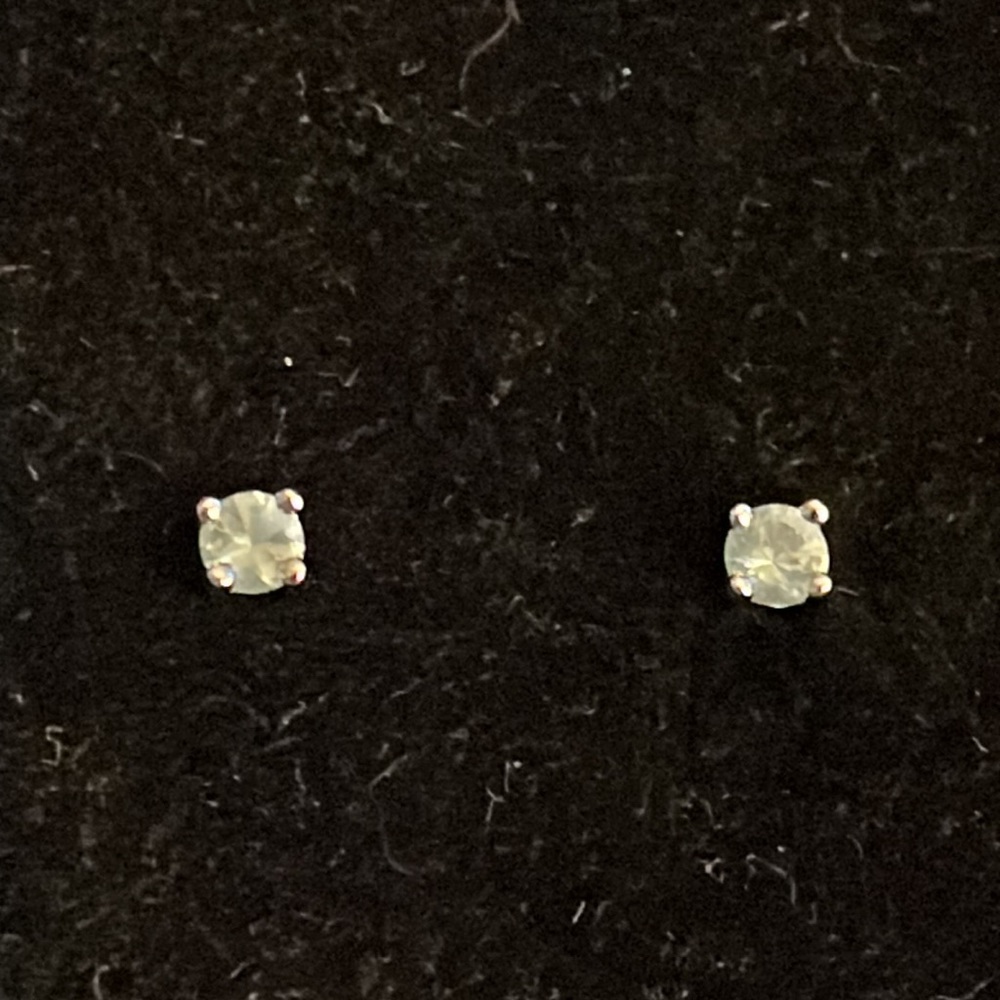 NWOT set of 4 sterling silver CZ Mini stud earrings Clear, pink, blue, & yellow. - Picture 6 of 8